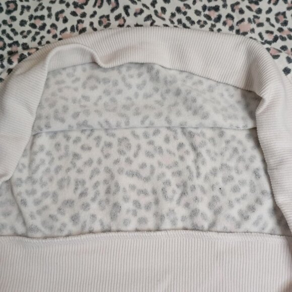 NWT Victorias Secret Leopard Print Crewneck Sweatshirt L/G White & Pink - Picture 6 of 10